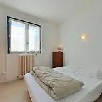 Sg000-035 4 Pieces 6 Couchages Gilles Croix De Vie *