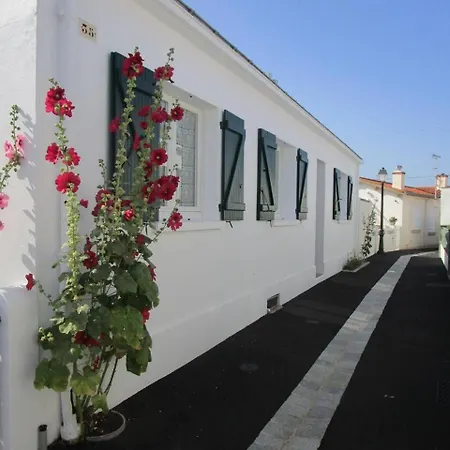 Sg000-035 4 Pieces 6 Couchages Gilles Croix De Vie فيلة