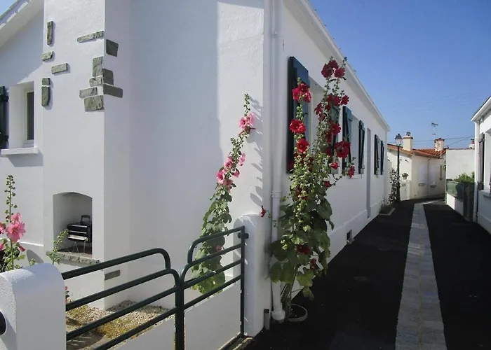 Sg000-035 4 Pieces 6 Couchages Gilles Croix De Vie * Saint Gilles Croix de vie